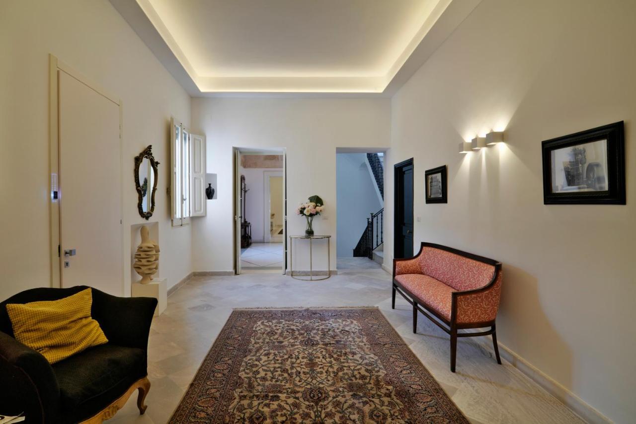 Bed and Breakfast Palazzo Rollo Лечче Екстер'єр фото