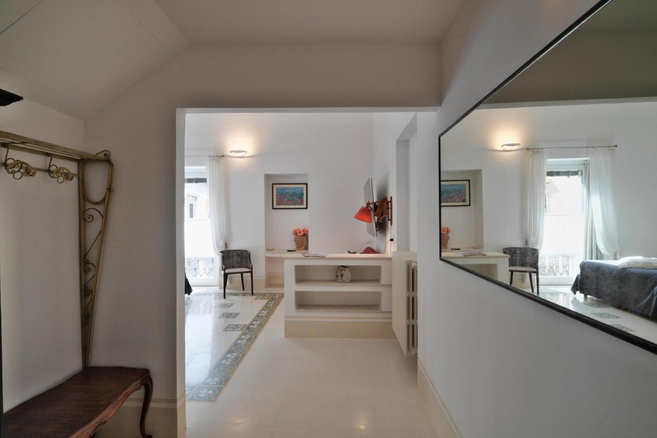 Bed and Breakfast Palazzo Rollo Лечче Екстер'єр фото