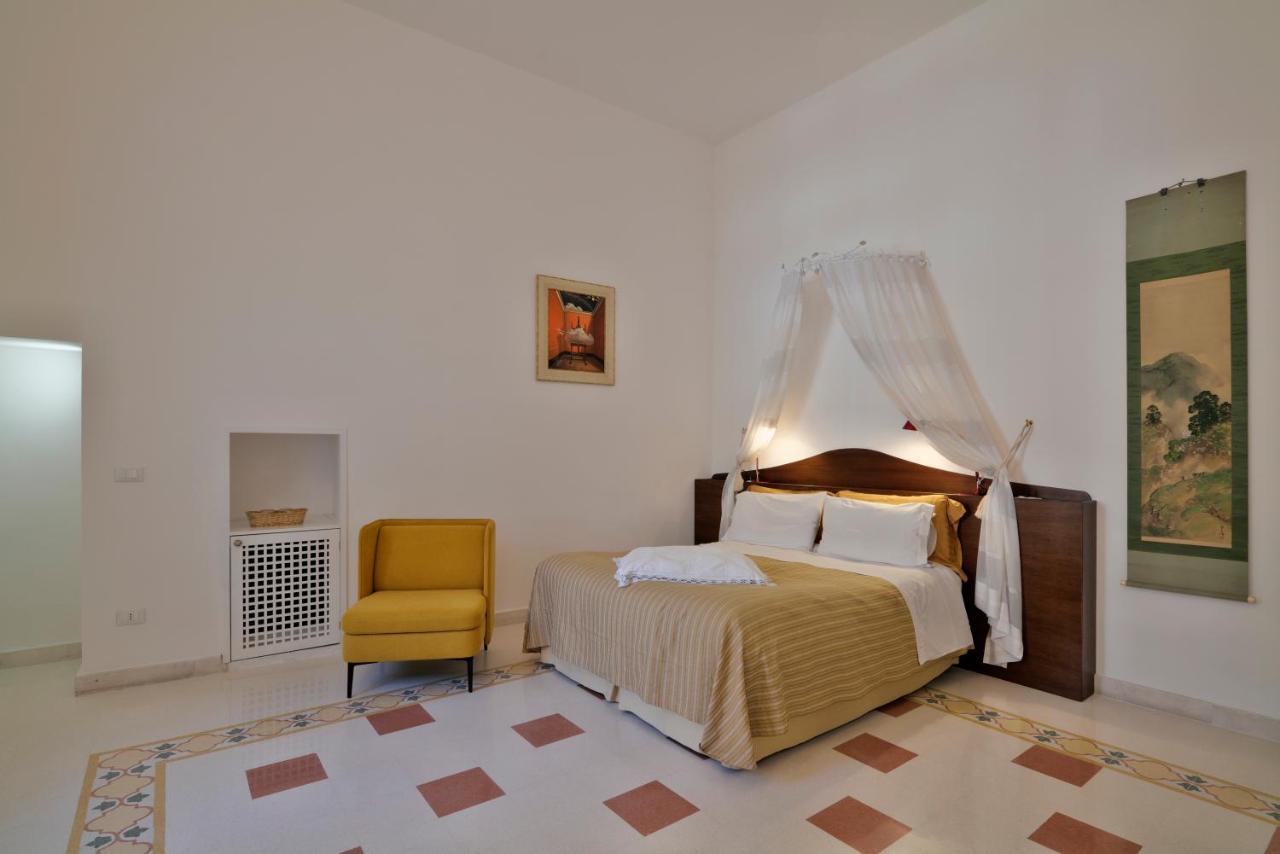 Bed and Breakfast Palazzo Rollo Лечче Екстер'єр фото